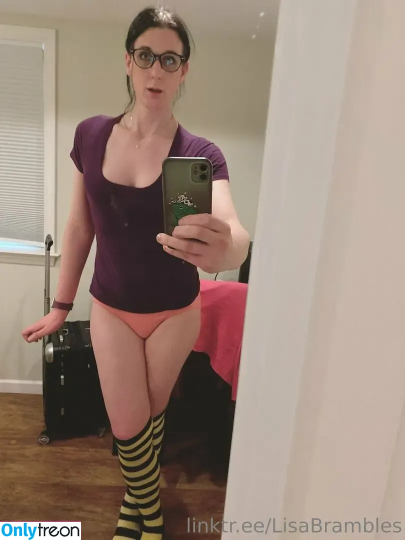 lisabrambles nude photo #0026 (lisabrambles)