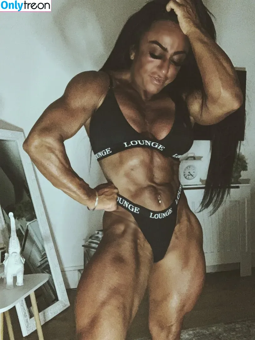 Lisafbb голая photo #0003 (Ruby Muscle / Rubyfbb / teamfonsecafitness)