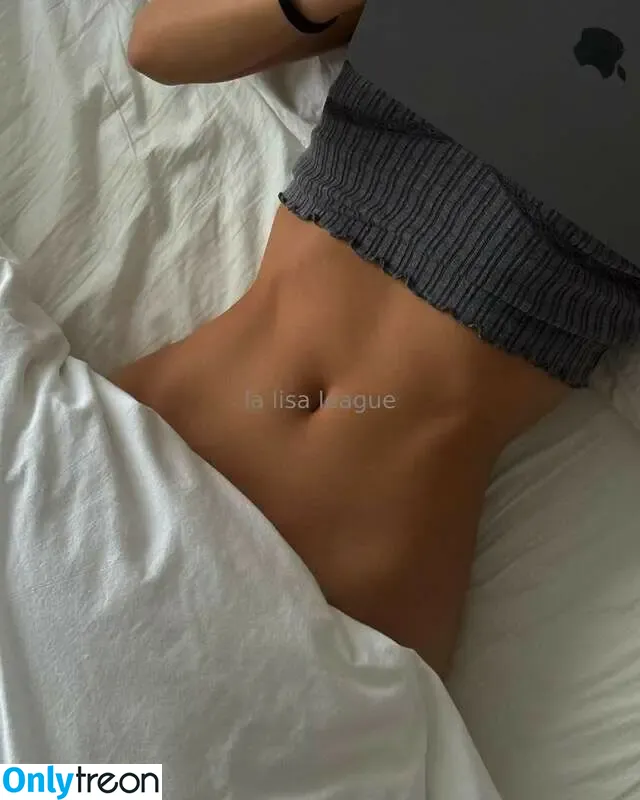 Lisahannalee nude photo #0003 (lalisaleague)