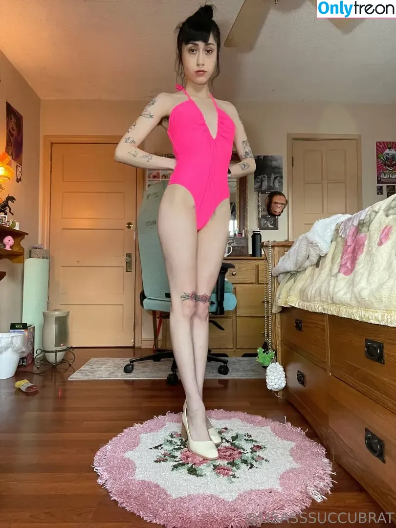 lisathesuccubrat голая photo #0215 (lisasssuccubrat / lisatheusername / papa lisa)