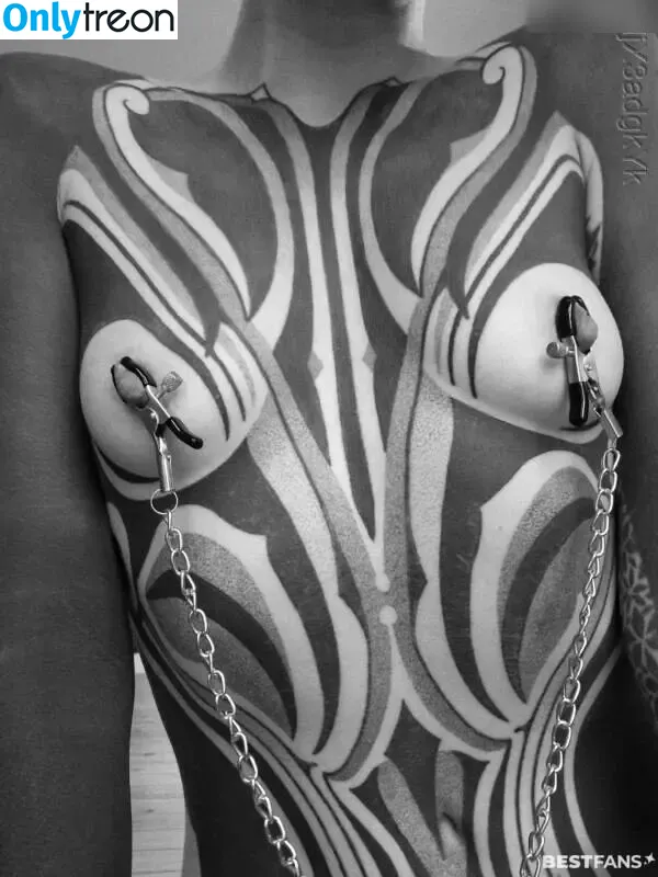 Lisbeth Mueller nude photo #0103 (Lisbethmueller / darkest.lilith / darkestlilith1)