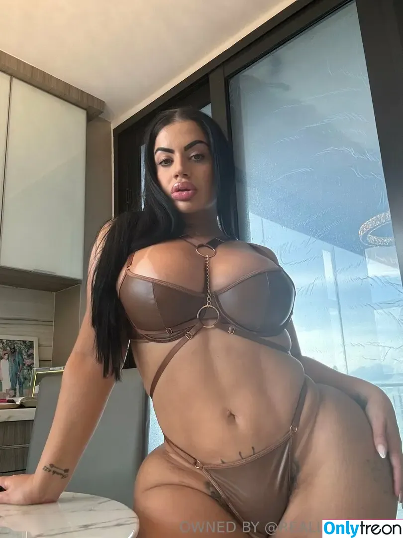 Lissa Aires голая photo #0269 (iwantlissaaires / lissaaires / lissaairesa)