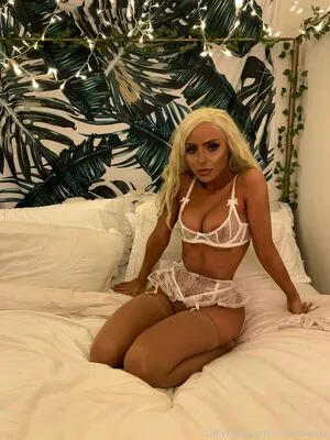 lissapolooza / Naomi Woods / lissap0looza фото голая #0093
