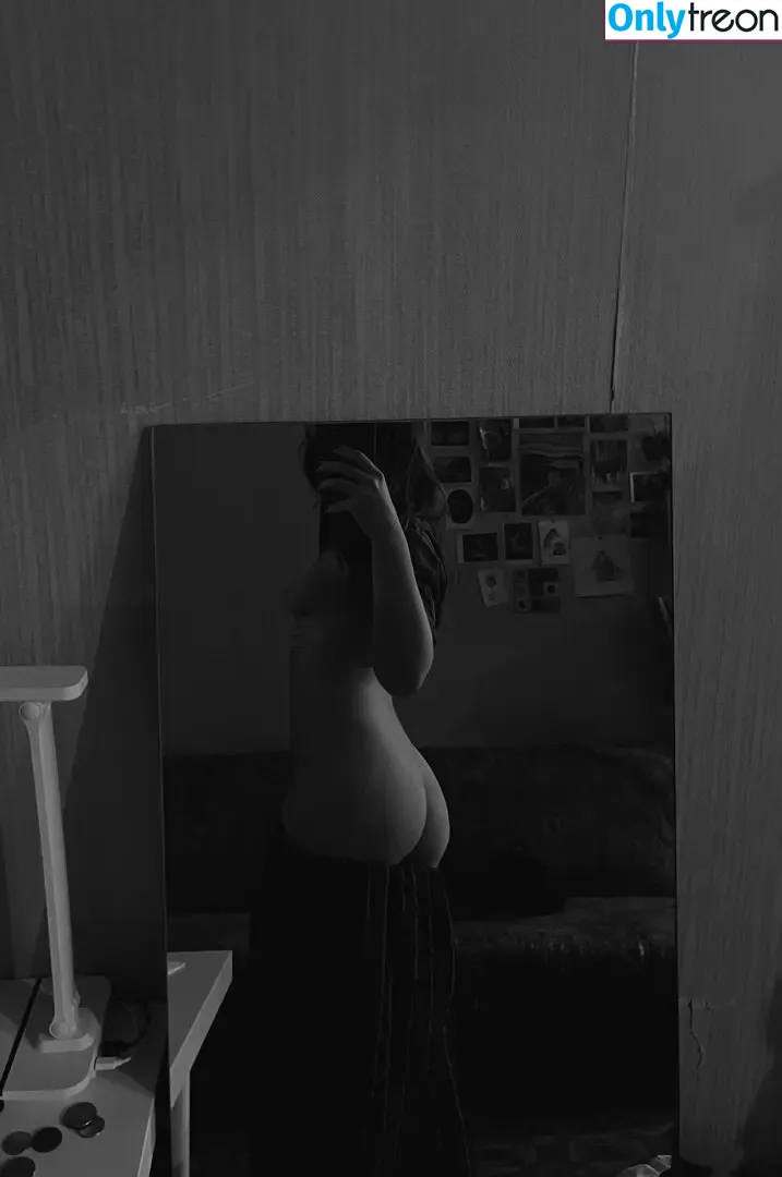litera7 nude photo #0059 (literaa.a / sincerelyme)