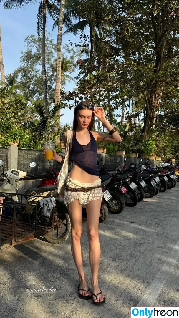 litlonn nude photo #0700 (Katya)