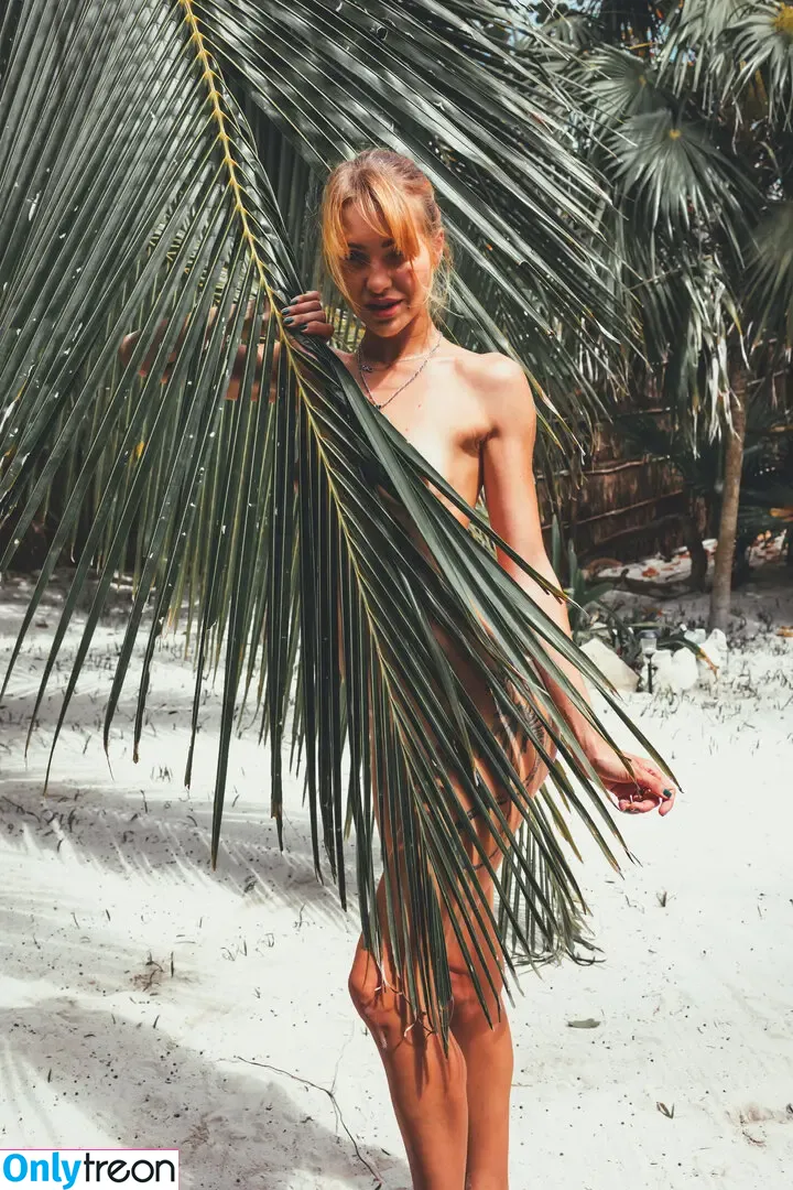 Little Dragon голая photo #0130 (littledragonflicks)