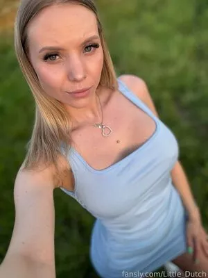 Little_dutch / littleamberxx nude photo #0178