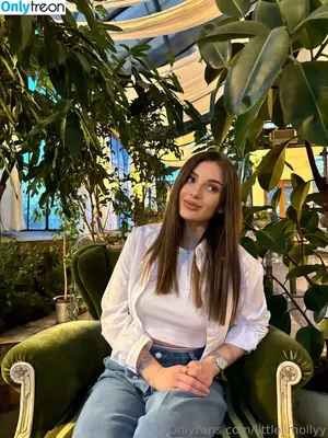 little_mollyy / little_molly__ фото голая #0020