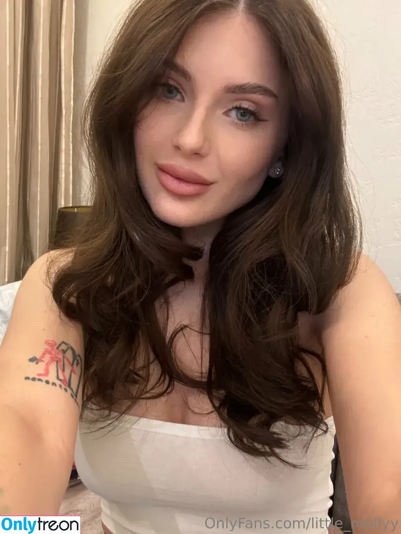 little_mollyy голая photo #0017 (little_molly__)