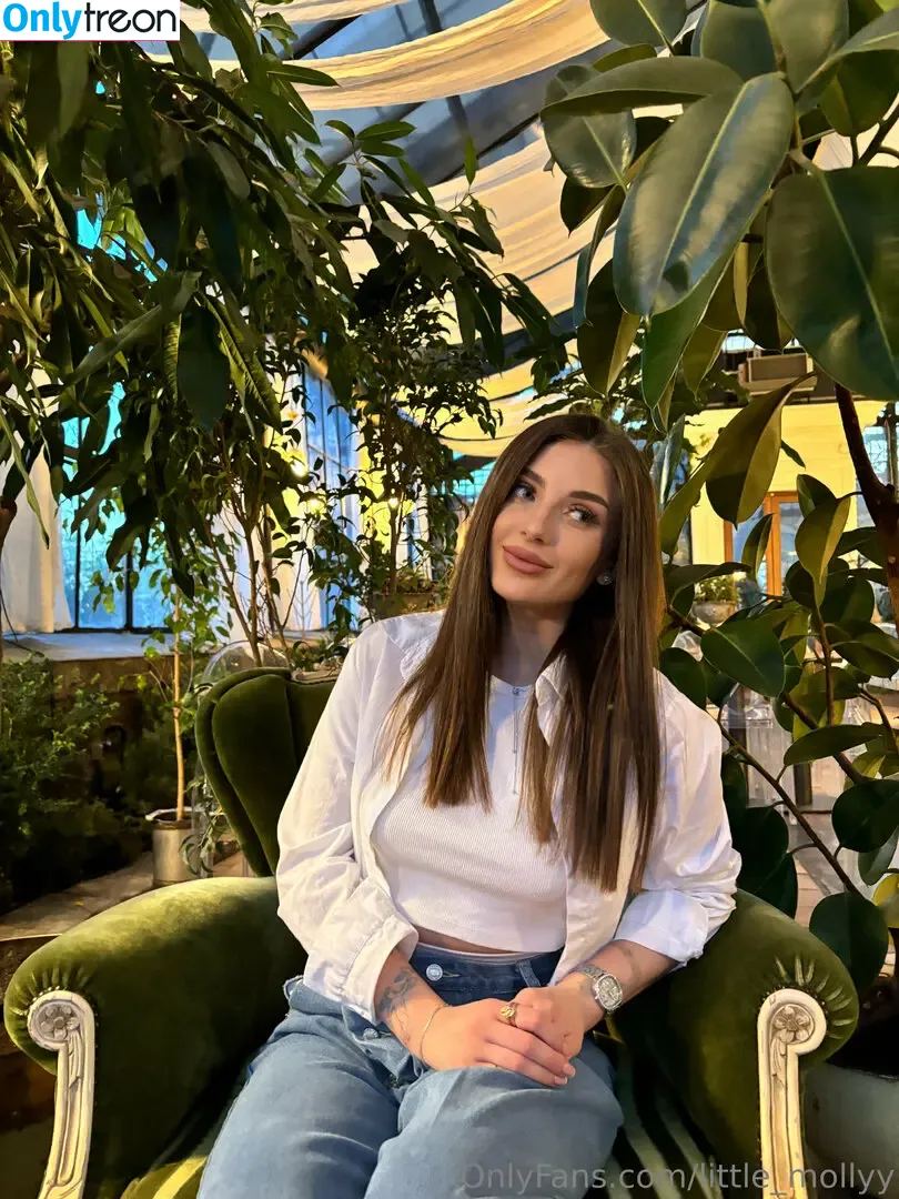 little_mollyy голая photo #0020 (little_molly__)