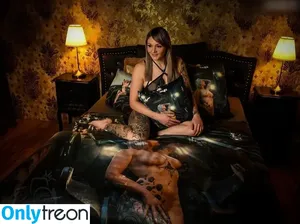 Little Princess Hedi / hediii.91 / princesshedi91 nude photo #0018