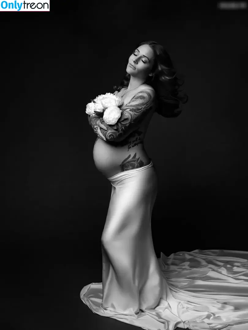 Little Princess Hedi голая photo #0909 (hediii.91 / princesshedi91)