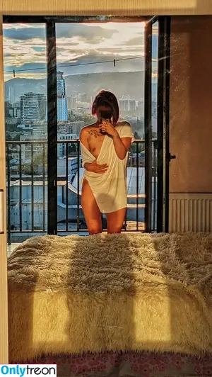 Little Satana / little.satana / s.satana_666 / tomnaya_satana nude photo #0007