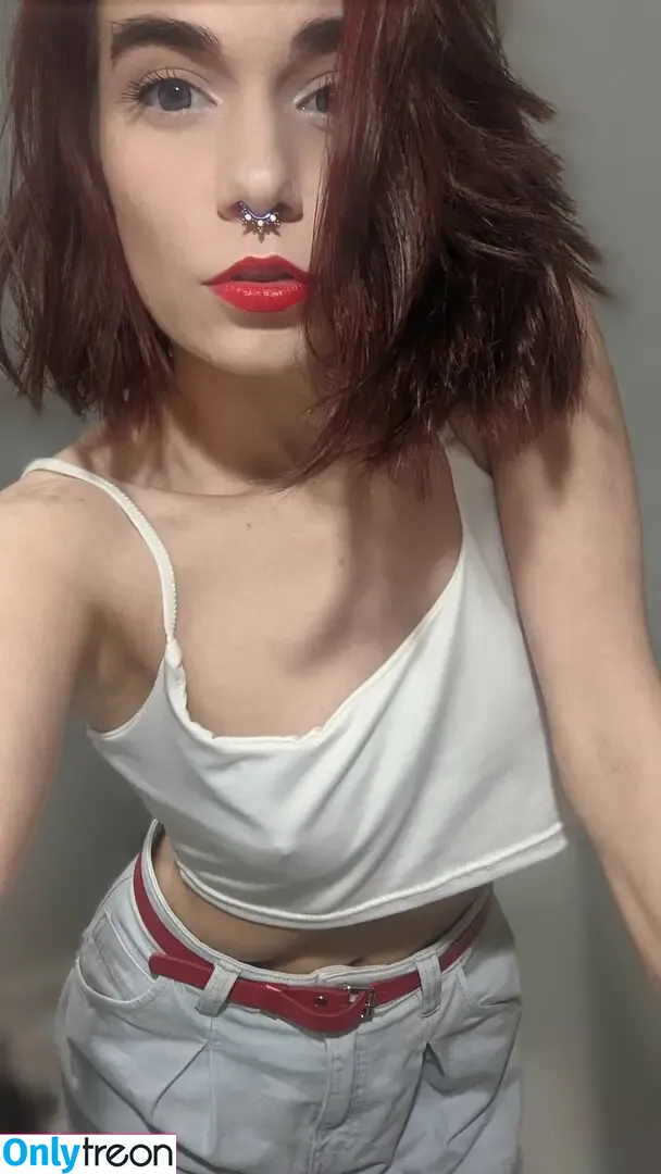 Little Satana nude photo #0001 (little.satana / s.satana_666 / tomnaya_satana)