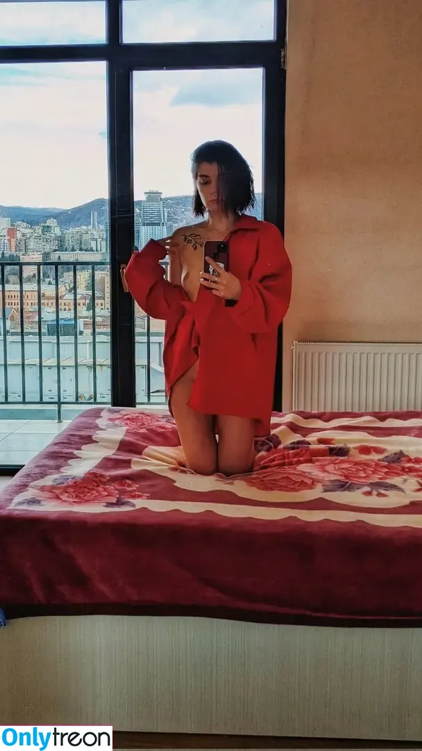 Little Satana nude photo #0010 (little.satana / s.satana_666 / tomnaya_satana)