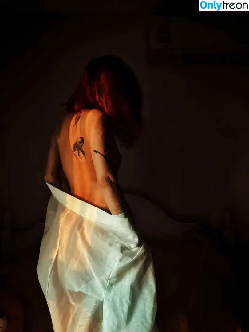 Little Satana nude photo #0035 (little.satana / s.satana_666 / tomnaya_satana)