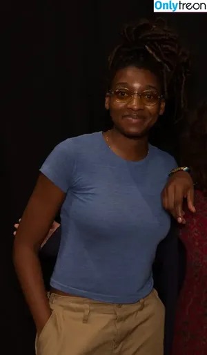 Little Simz / littlesimz nude photo #0017