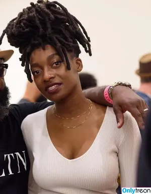 Little Simz / littlesimz nude photo #0030