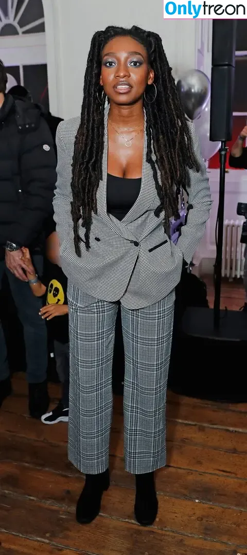 Little Simz nude photo #0001 (littlesimz)