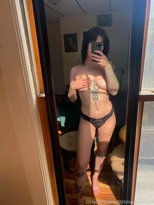 littlebootyjudy69 / ryleeayotte nude photo #0189