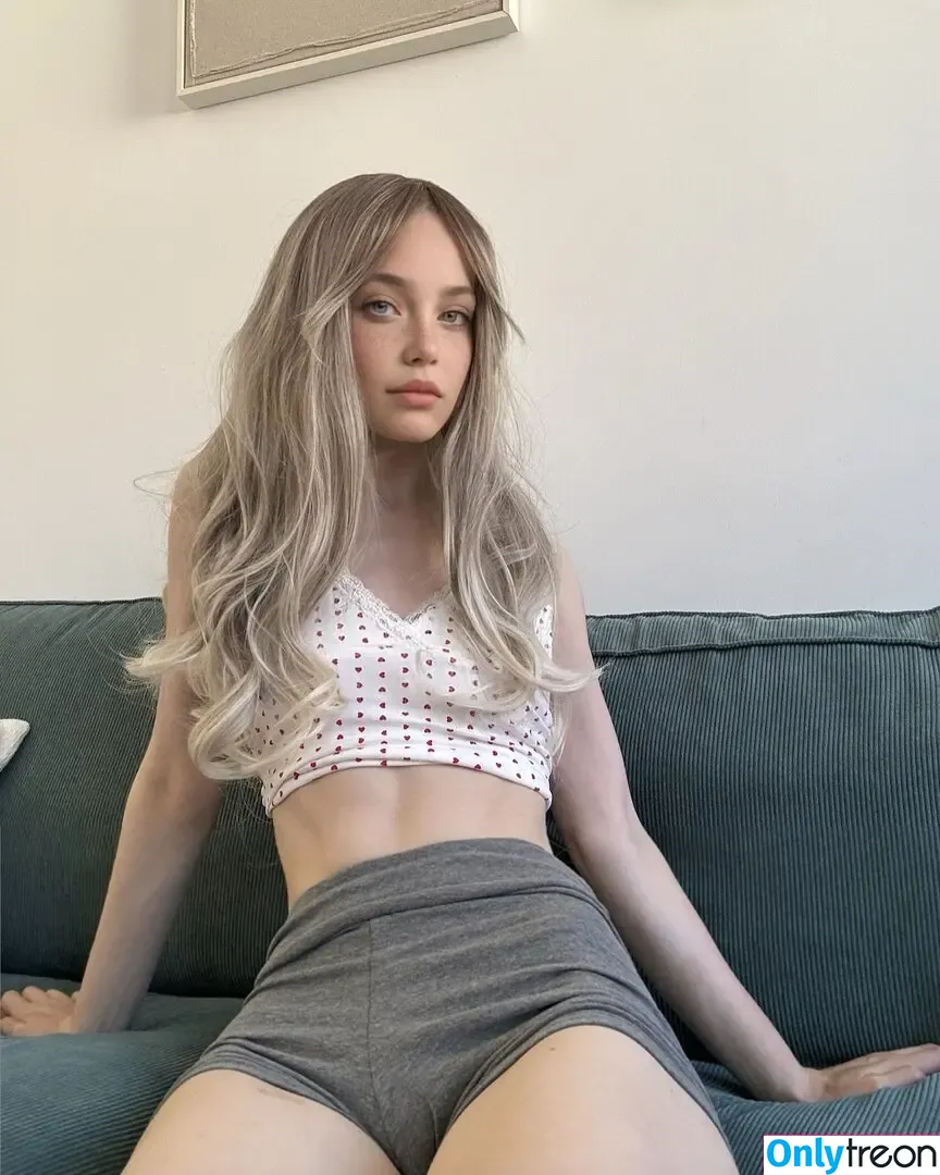 littledaisy nude photo #0299 (cutelittledaisy / littledaisyphoto)