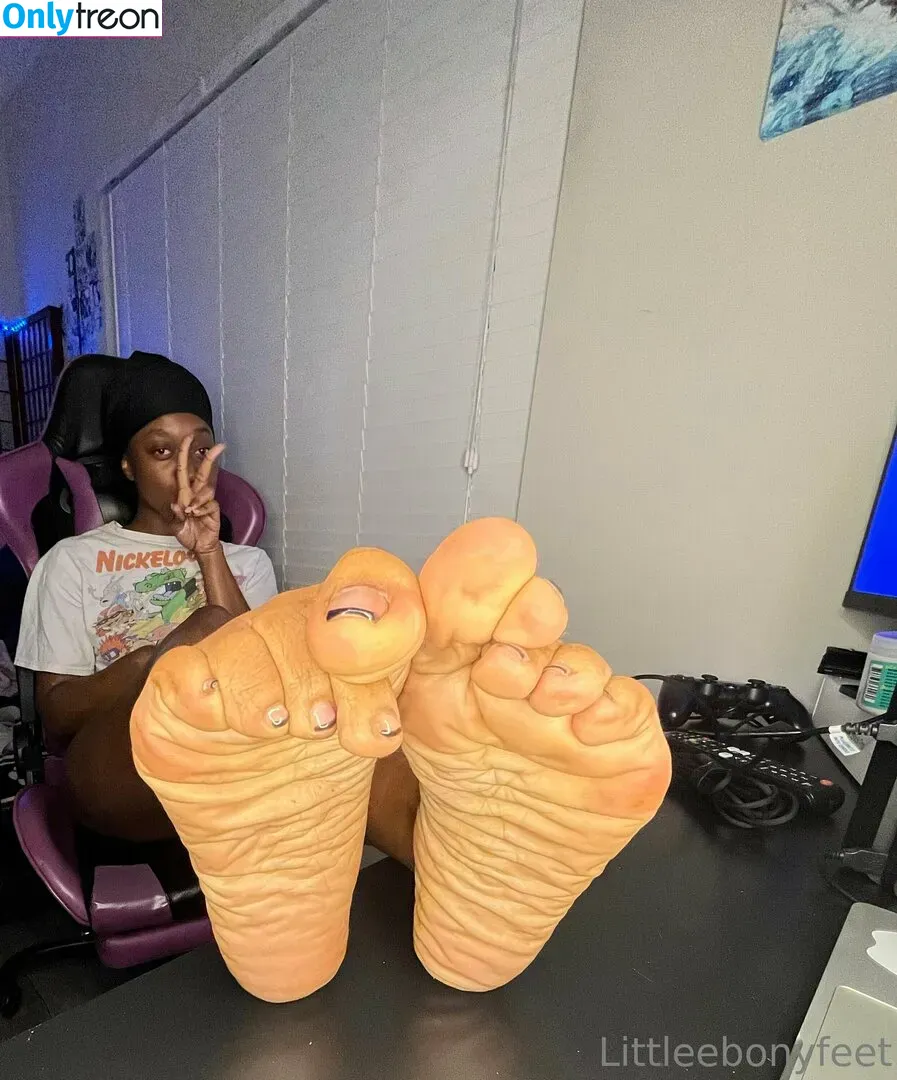 littleebonyfeet nude photo #0281 (prettyfeetpicsx)