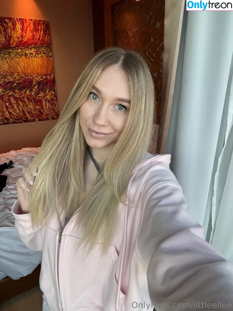 littleellee nude photo #0013 (littleellee)