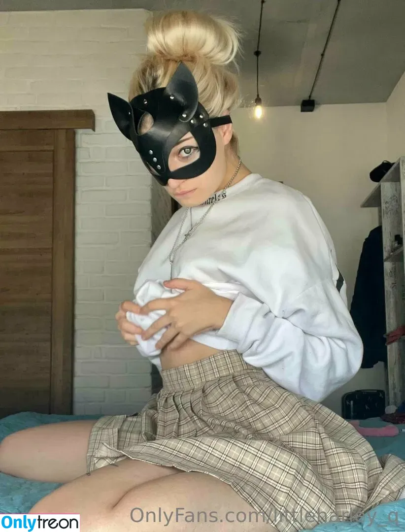 littleharley_q nude photo #0207 (little_harley_q)