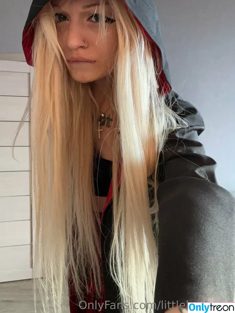 littleharley_q nude photo #0215 (little_harley_q)