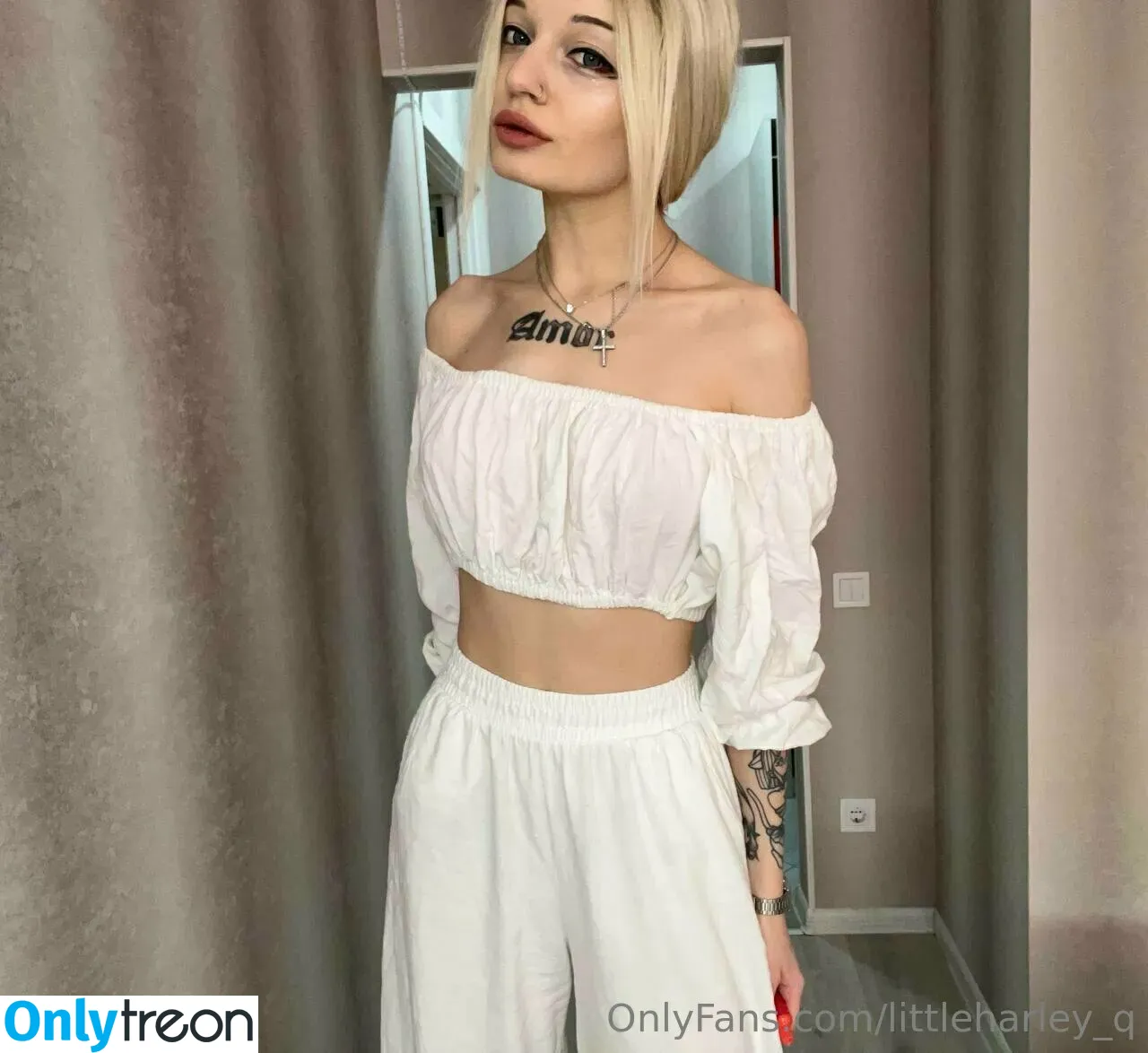 littleharley_q nude photo #0232 (little_harley_q)