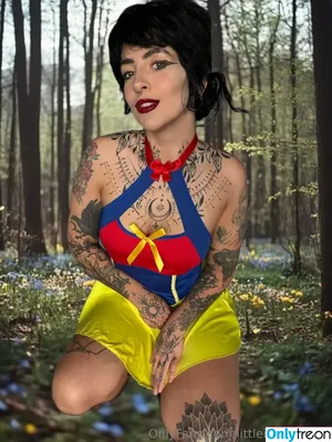 littleinkedblaise / modelzworld__ фото голая #0048