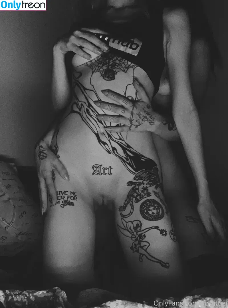 LittleJ nude photo #0013 (Princess Bubblegum / Xo_littlej)
