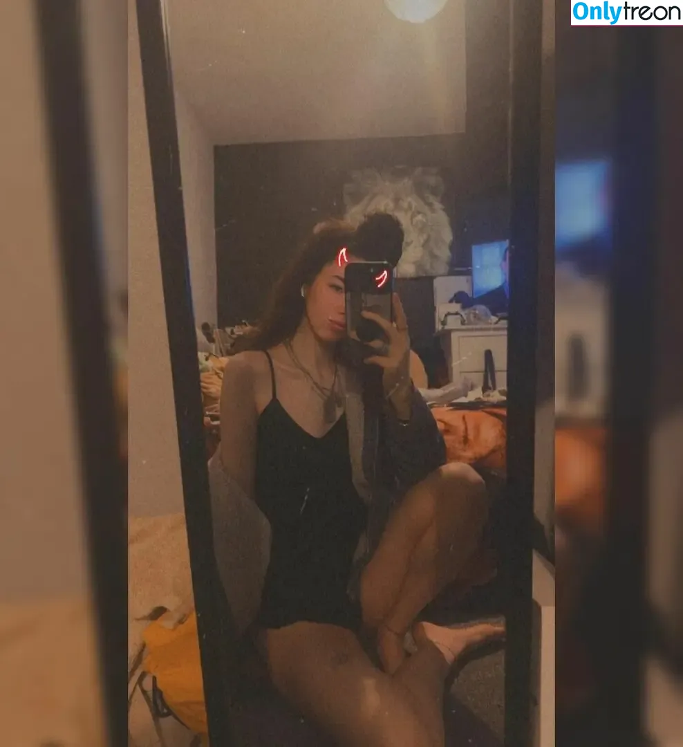LittleJos nude photo #0001 (josieem_)