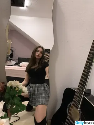 littlelitgina / gixa nude photo #0011