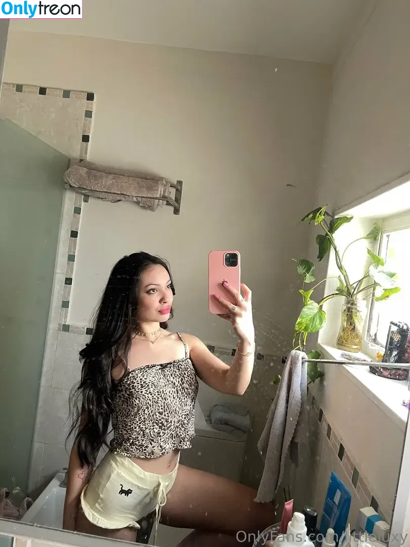 littleluxy nude photo #0417 (littleluxy_)