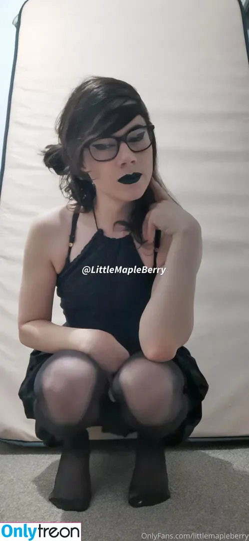 LittleMapleBerry голая photo #0043 (ImplyingDonut)