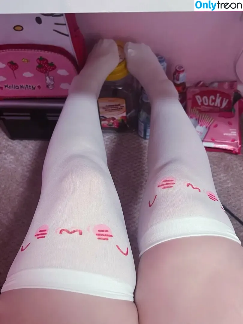 LittleNiiVT nude photo #0037 (Little Nii / Nii_Nii / lil_midgetbaddie / little.nii / littleniinii)