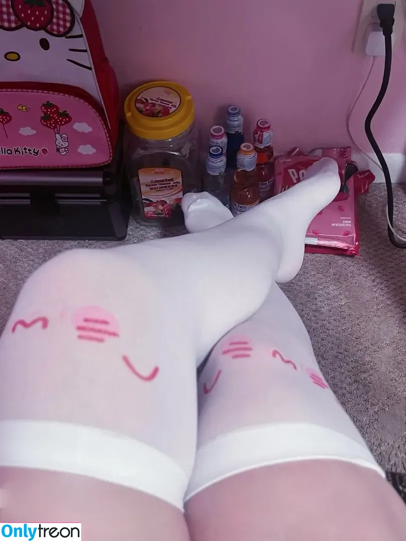 LittleNiiVT nude photo #0038 (Little Nii / Nii_Nii / lil_midgetbaddie / little.nii / littleniinii)