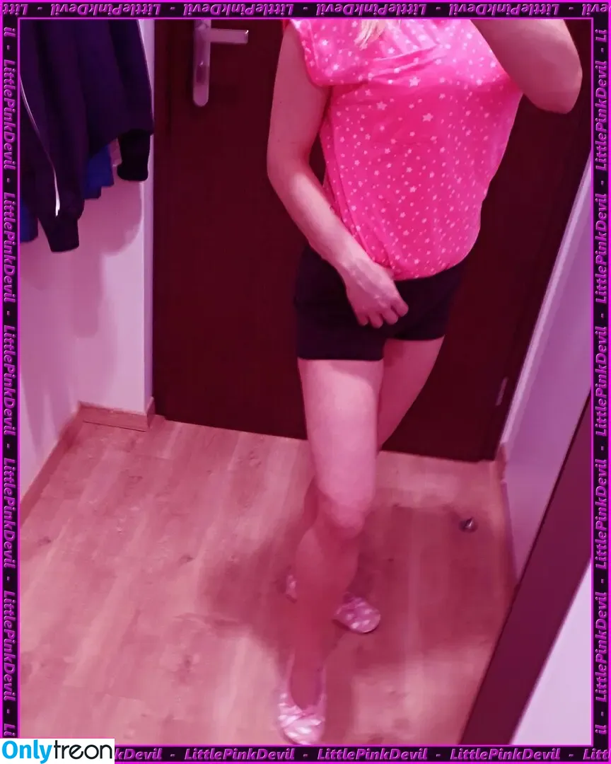 littlepinkdevil_free голая photo #0005 (littlepinkvelv)