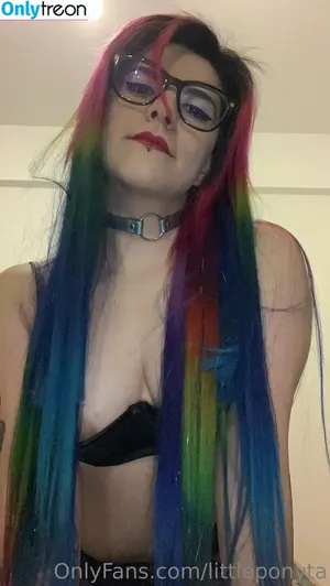 littleponyta / mizzdana nude photo #0018