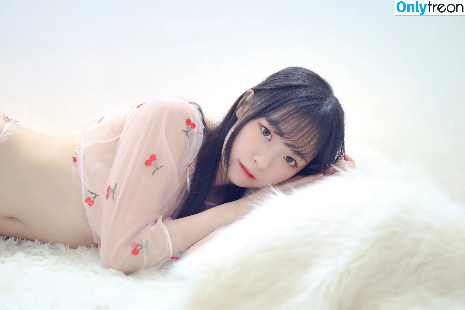 littlesshine голая photo #0389 (Chingyi / Haruko / chingching415_ / littlesshine_)