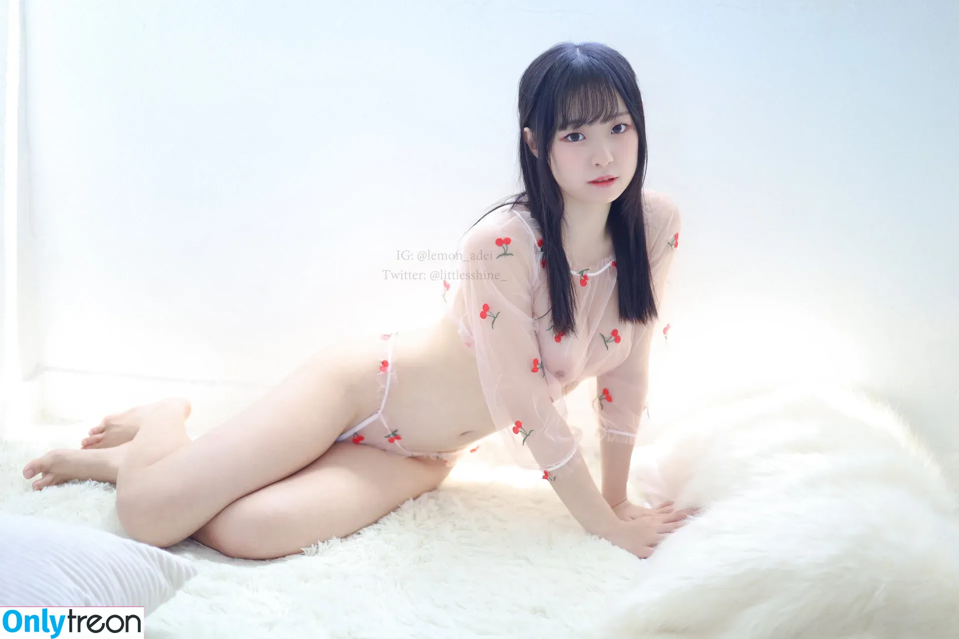 littlesshine голая photo #0390 (Chingyi / Haruko / chingching415_ / littlesshine_)