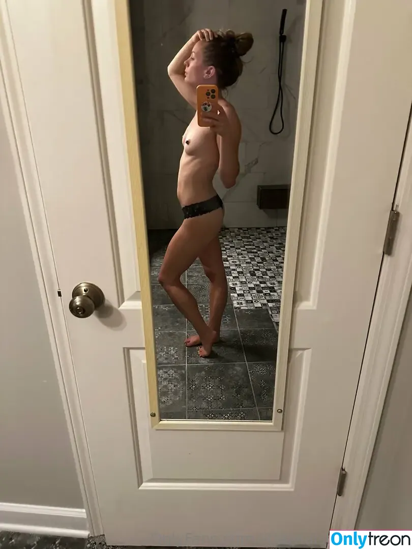 littlewaistinyourface nude photo #0105 (littlebitsmiley)