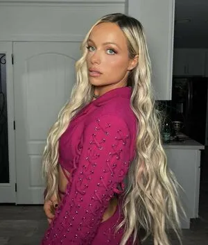 Liv Morgan / LivMorgan фото голая #0510