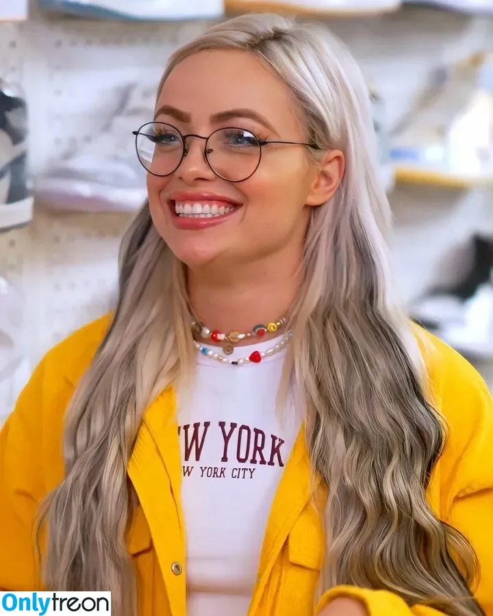 Liv Morgan голая photo #0454 (LivMorgan)