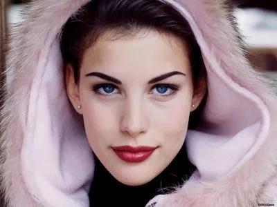 Liv Tyler / livtyler / livtyler0580 / misslivalittle фото голая #0034