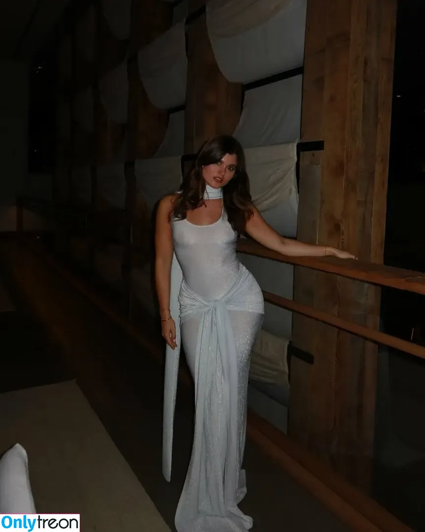 livefitelle голая photo #0402 (elle edwards)
