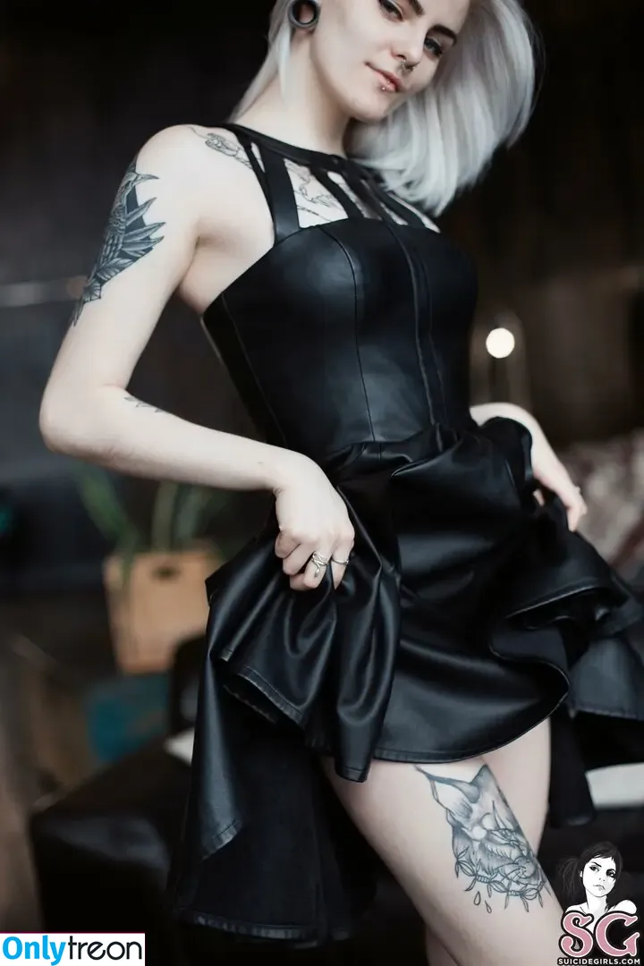 Livermorium голая photo #0017 (livermorium___)
