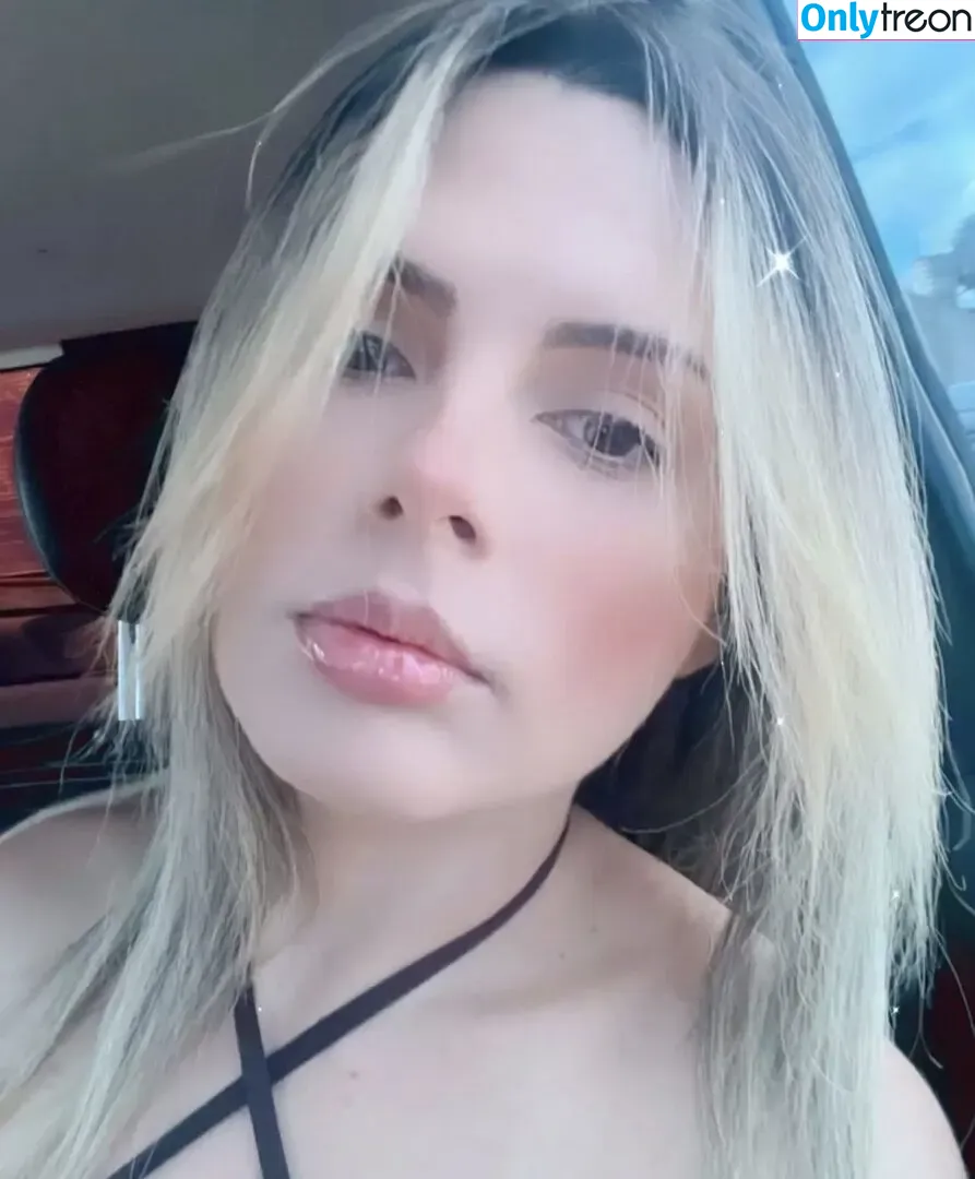 Lives Privadas Facecast голая photo #0270 (Lives Privadas Facecast)