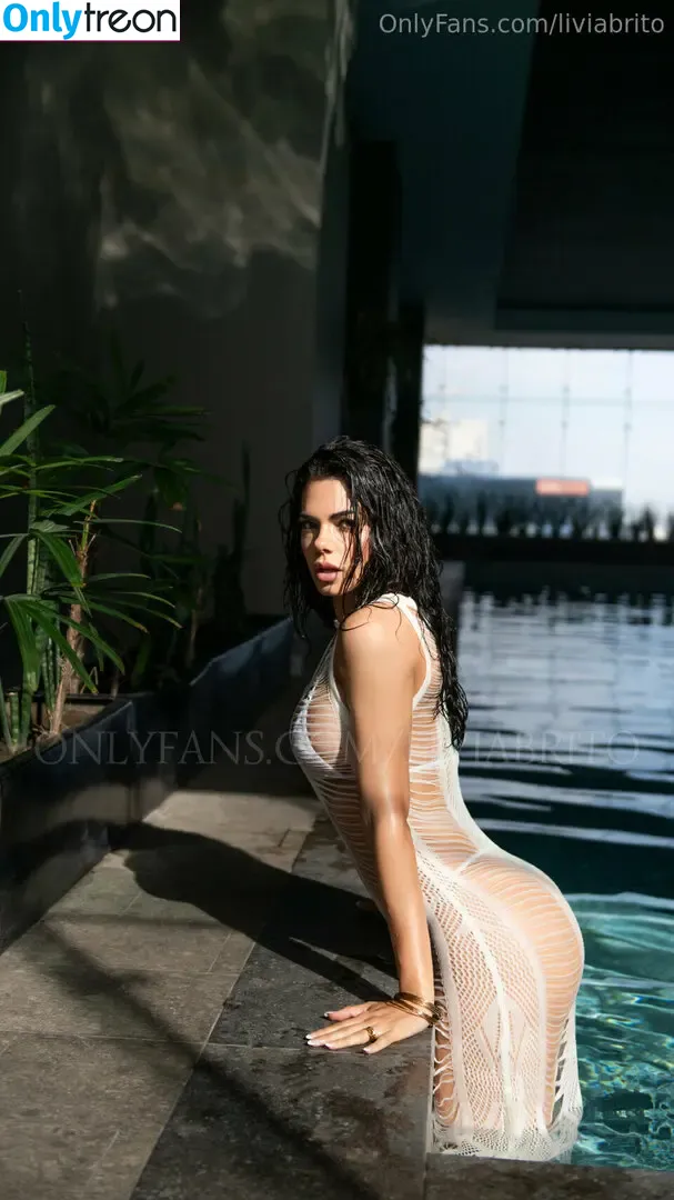 Livia Brito nude photo #0037 (liviabrito / liviabritopes)